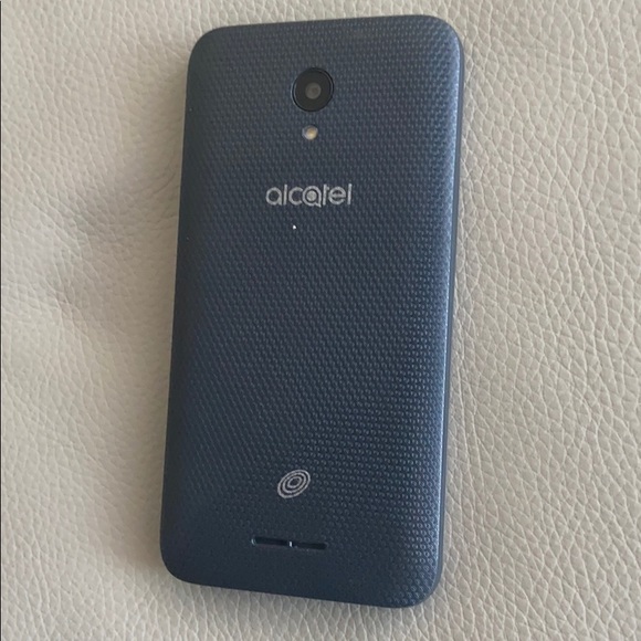 Alcatel - Picture 2 of 4